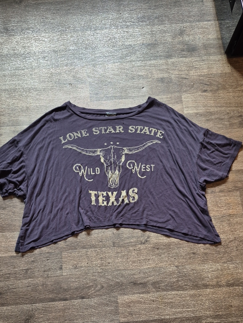 Cropped Tee